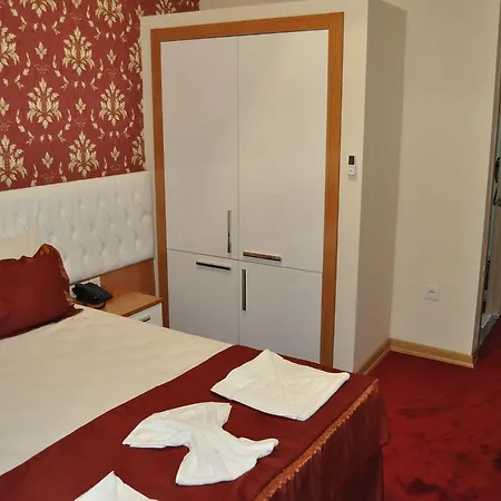 ホテル Grand City 5*