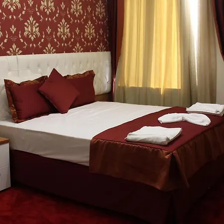 Hotel Grand City